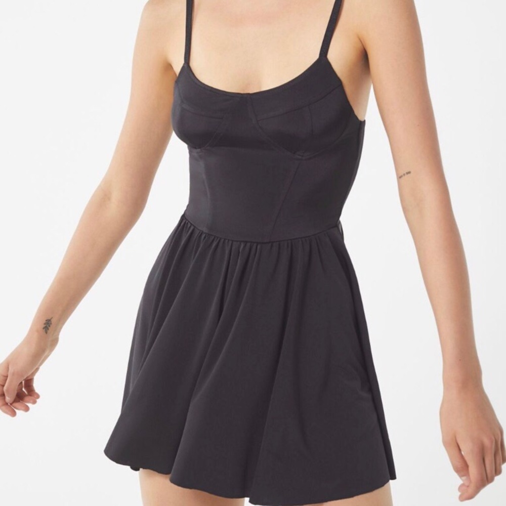 URBAN OUTFITTERS BLACK ROMPER